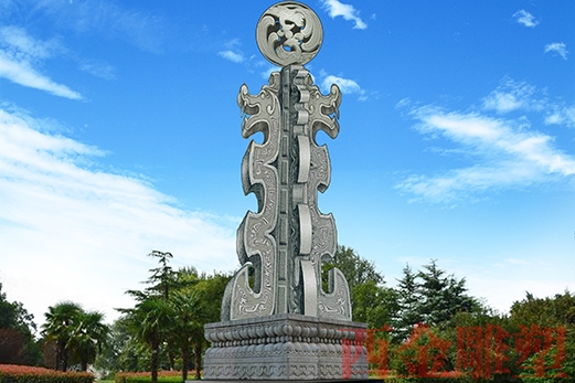 寶雞龍?jiān)磸V場(chǎng)雕塑